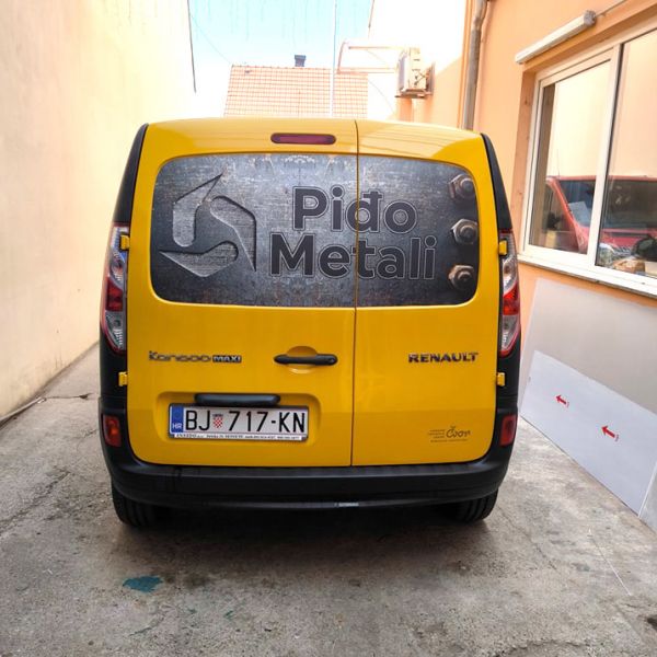 Oslikavanje kombija za Piđo Metale Oslikavanje kombija za Piđo Metale